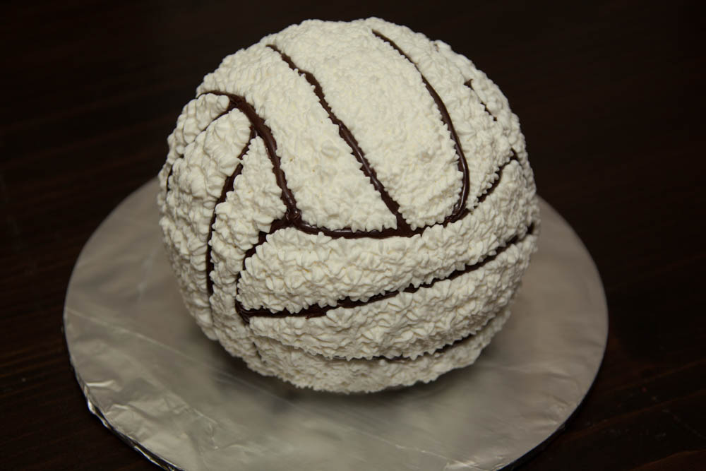 volleyball cake-1-2