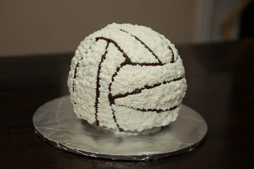 volleyball cake-1